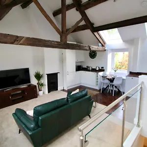 Holiday home Pheasants Crossing - Luxurious And Cozy In Peaceful Rural Location, Almondbury